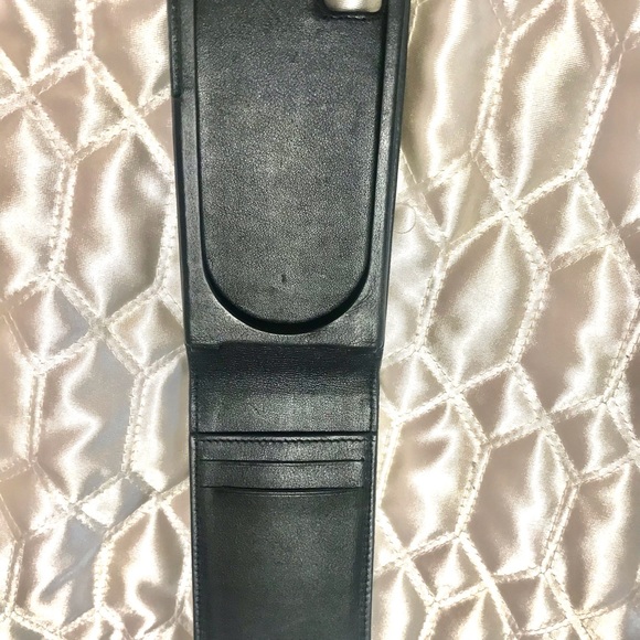 Vintage CHANEL IPHONE PHONE CASE - Picture 4 of 5